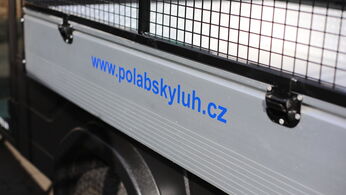 5 nových elektromobilů Selvo pracuje ve Velkém Oseku a okolí